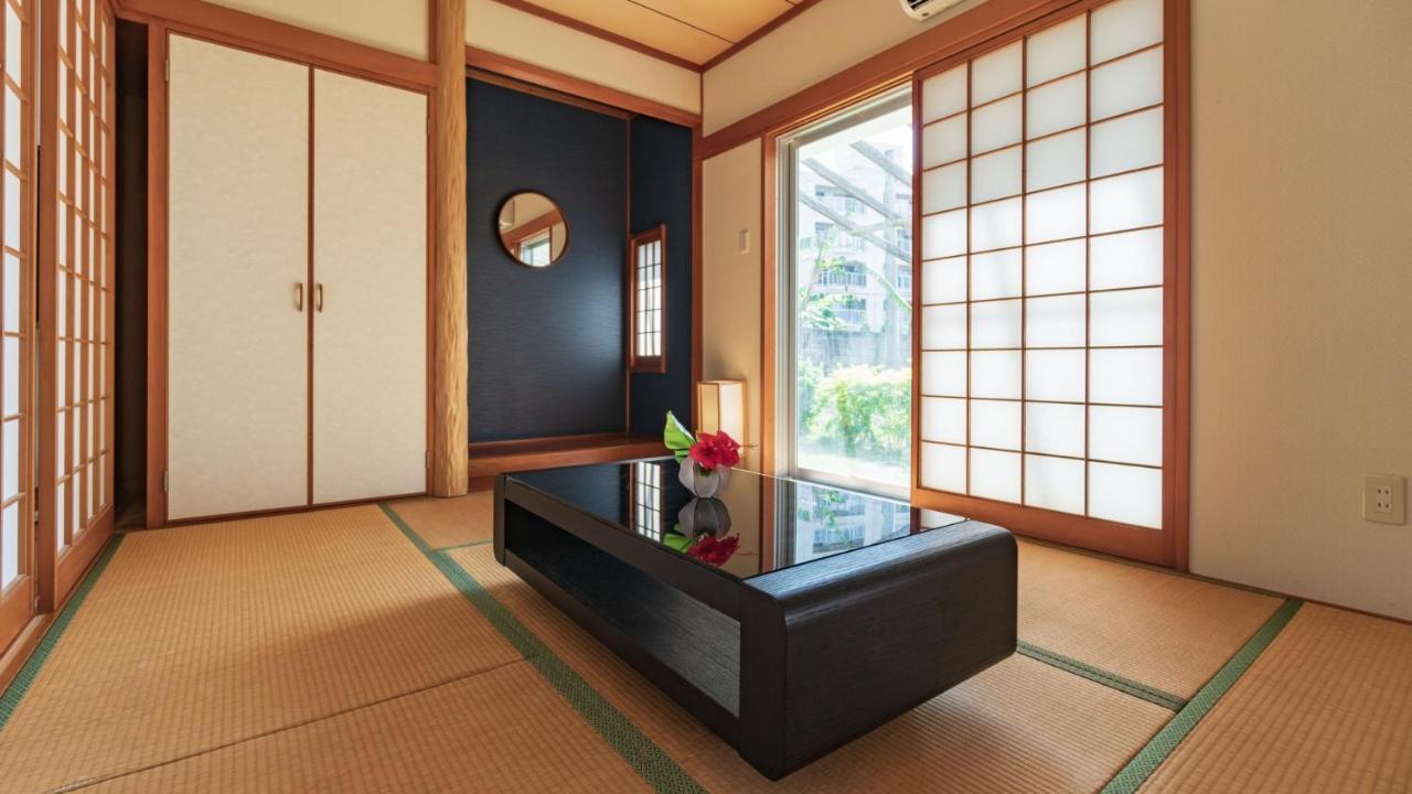 Guesthouse Akabana Miyakojima  Buitenkant foto