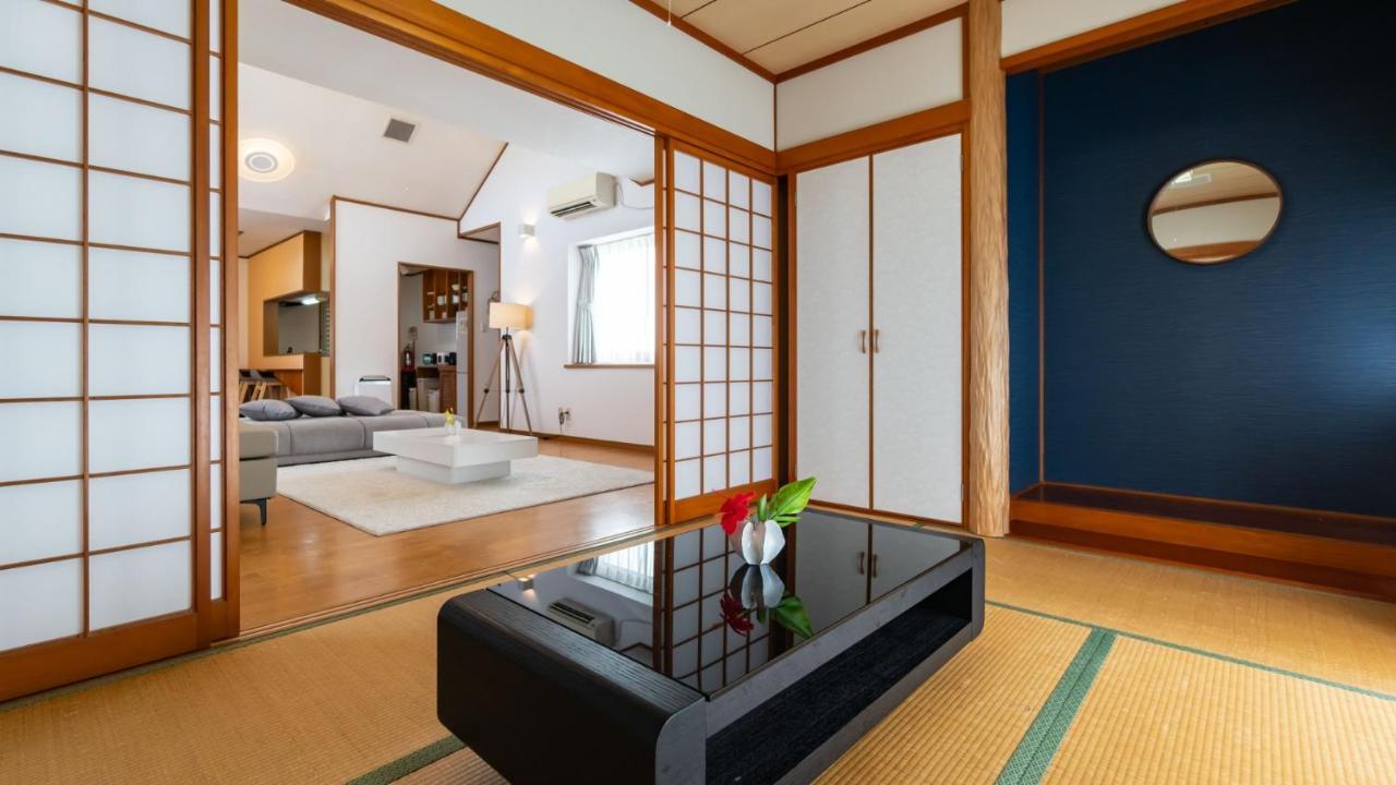 Guesthouse Akabana Miyakojima  Buitenkant foto