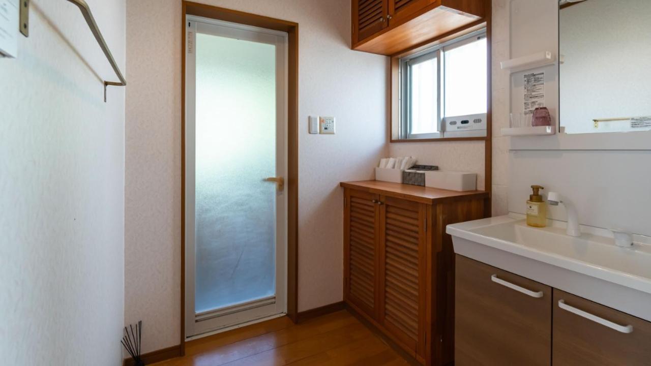 Guesthouse Akabana Miyakojima  Buitenkant foto
